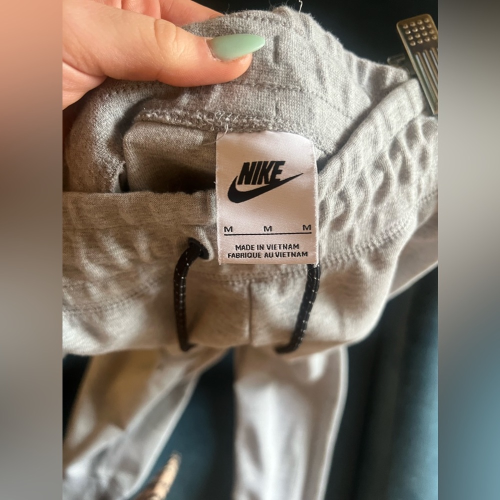 Nike sportswear tech gray pants Women’s
